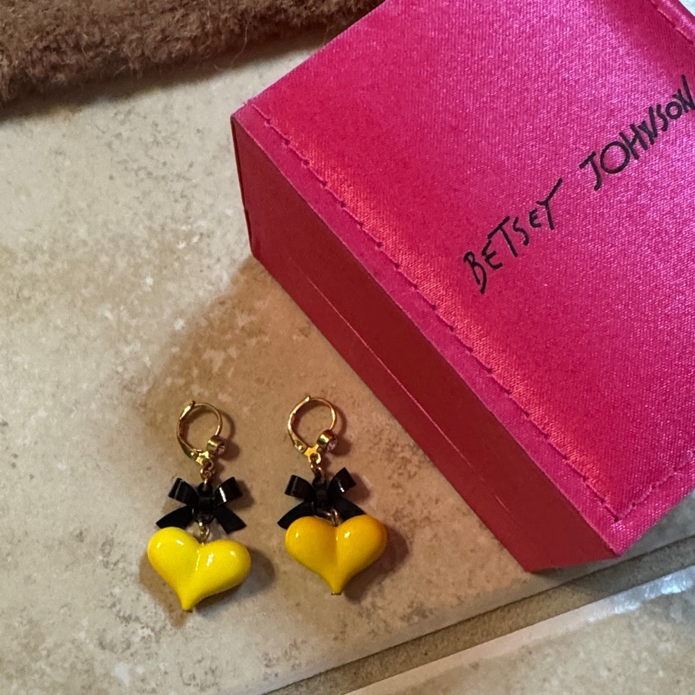 Betsey Johnson Vibrant Yellow Heart Earrings with Black Bows
